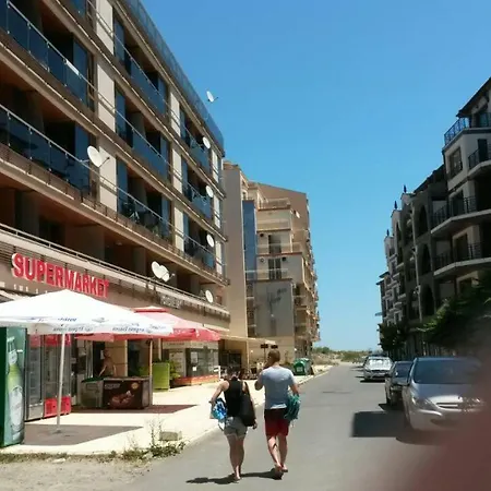 Bay شقة فندقية